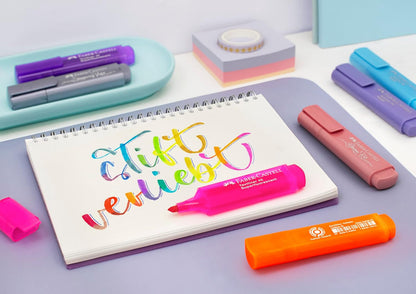 Faber-Castell 154621 - Caja con 10 Marcadores Fluorescentes Textliner 46 - Rojo