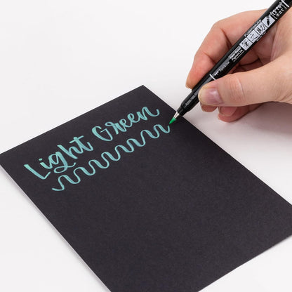 Tombow Brush Pen Fudenosuke pastel for black paper, light green