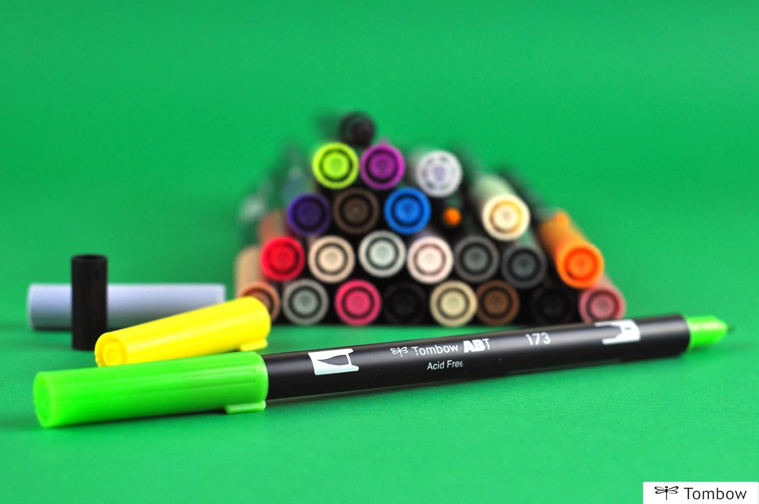 Tombow ABT 725 Dual Brush Pen - Rhodamine Red