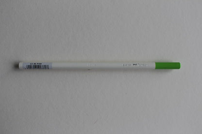 Tombow coloured pencil flash green, wax-based lead with high colour brilliance, artist's colour pencil for professional artists an beginners