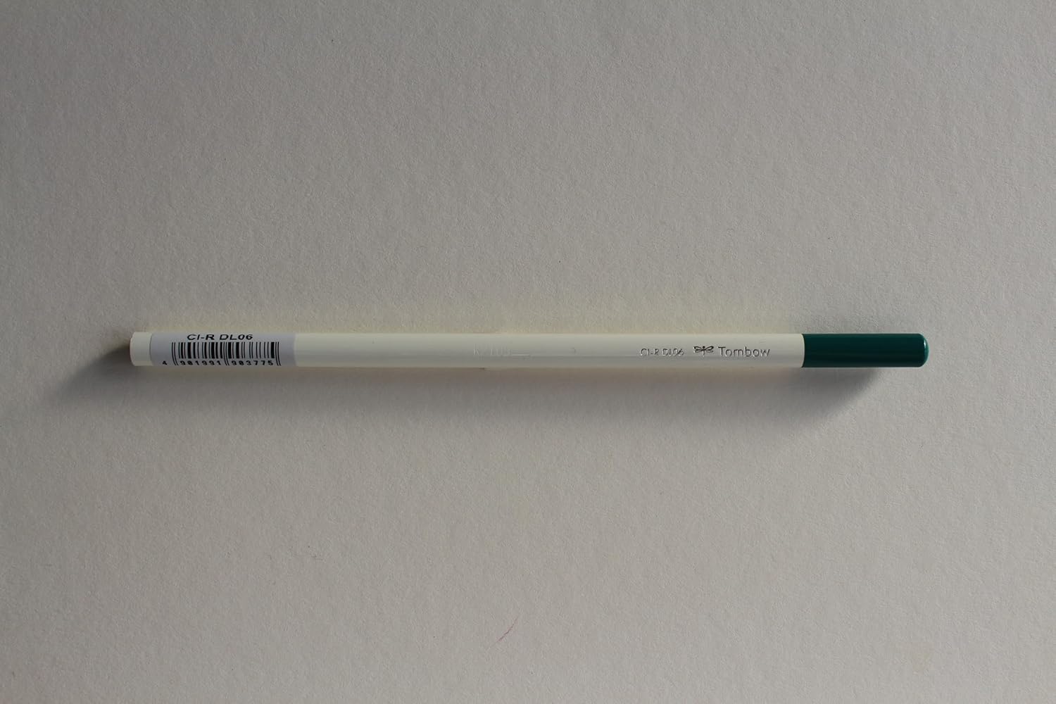 Tombow coloured pencil hummingbird, wax-based lead with high colour brilliance, artist's colour pencil for professional artists an beginners