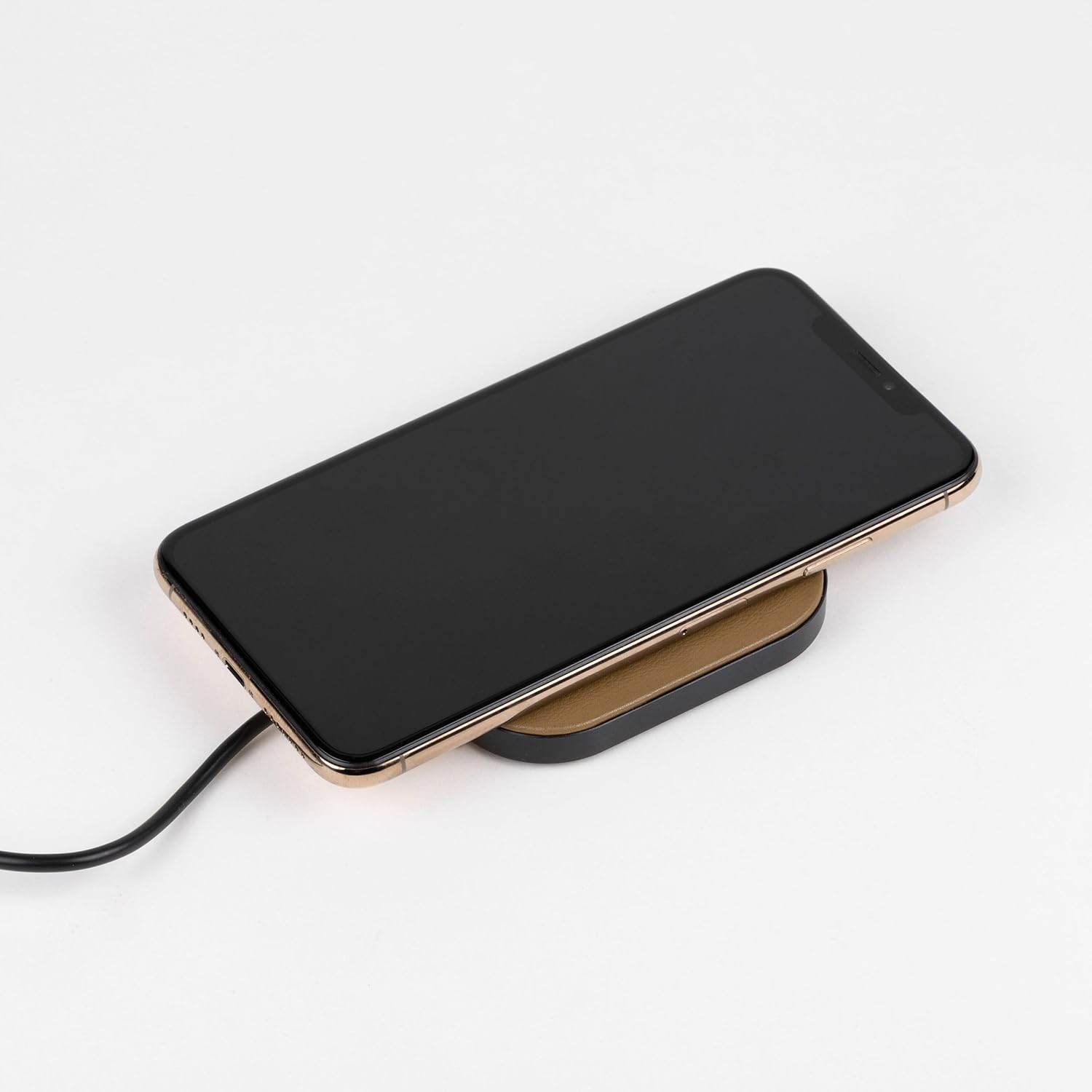 Hugo Boss Iconic Wireless Charger Camel, Camel, One Size
