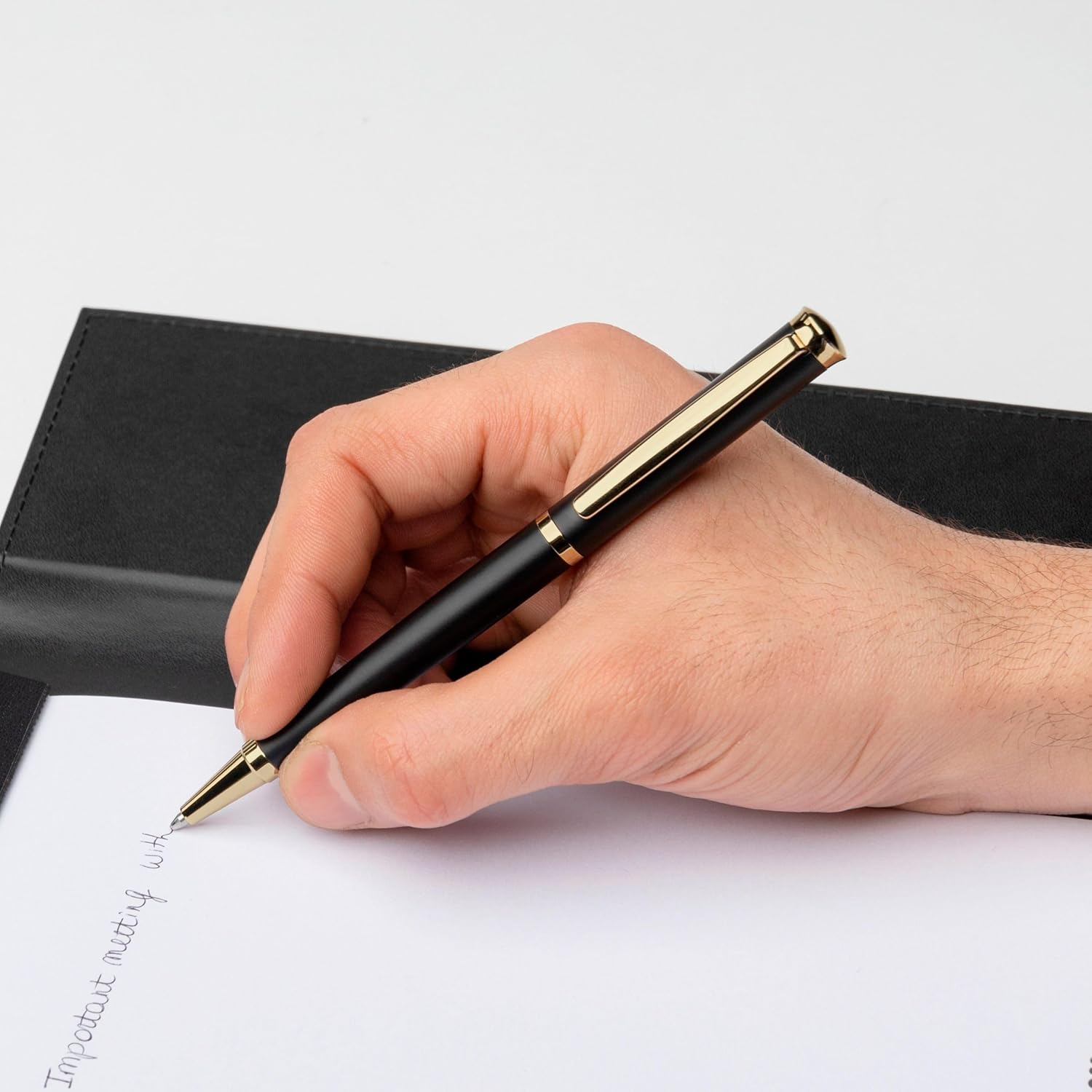 Hugo Boss Sophisticated HSC3114A Brass Ballpoint Pen Matte Black Length 13.6 cm Lead Colour: Blue