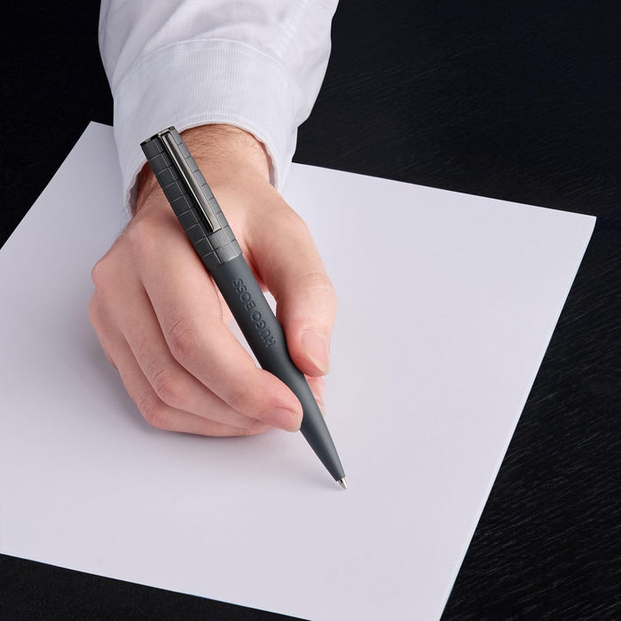 BOSS HUGO Ballpoint Pen Ark Bauhaus Design Writing Instrument Twist Mechanism Elegant Brass Aluminium Body Luxury Ballpoint Pen with Gift Box (HSK5744) (Black