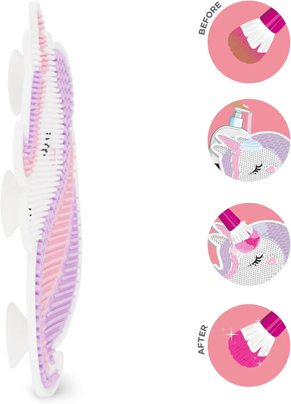 Legami - Makeup Brush Cleaner Mat - Brush it Off! - Makeup Brush Cleaning Pad, Silicone Pad for Cosmetics with Suction Cup, Unicorn Theme