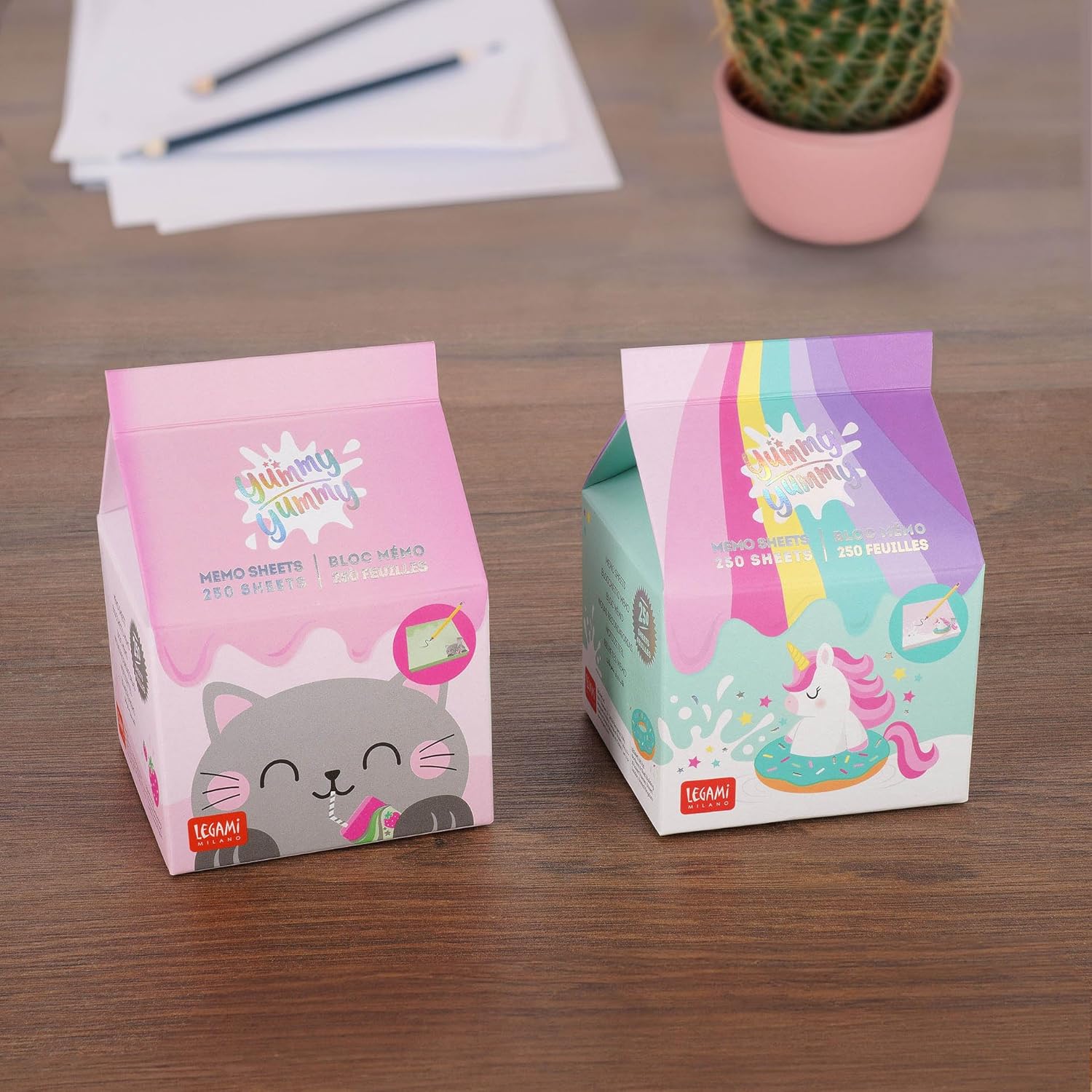 LEGAMI - Yummy Yummy Memo Pad, Notepad with 250 Removable Sheets, FSC Certified Paper, Size 7 x 10 x 7 cm, Memo Pad with Pink Leaves, Unicorn