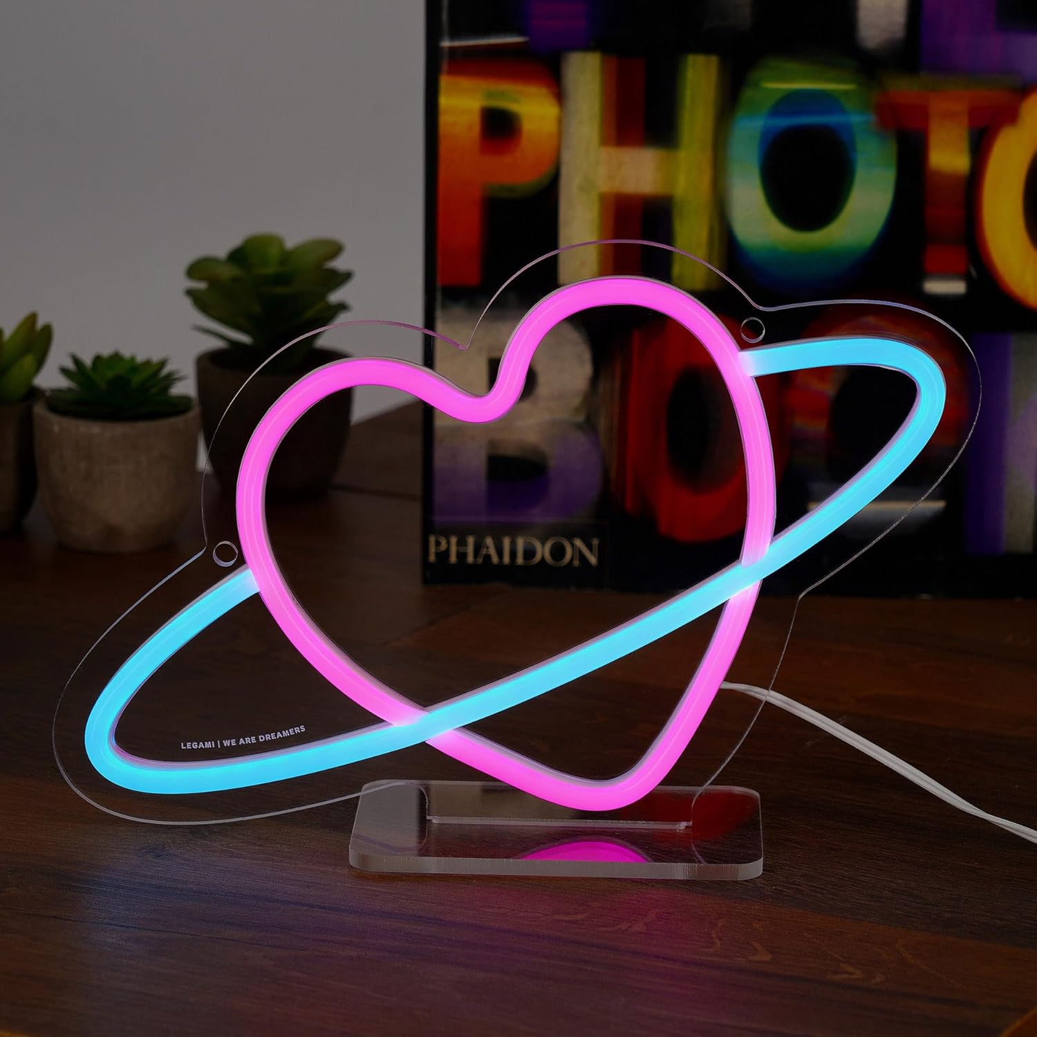 Legami Neon Effect LED Light Up Sign Home Decoration Saturn 27 x 17.5 x 8 cm