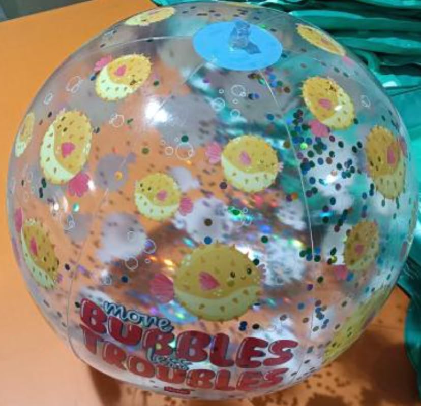 Legami - Inflatable Beach Ball, PVC Inflatable Ball, Soft for Kids, Beach Parties, Inflatable for Football Playing, Volleyball, Diameter 40 cm