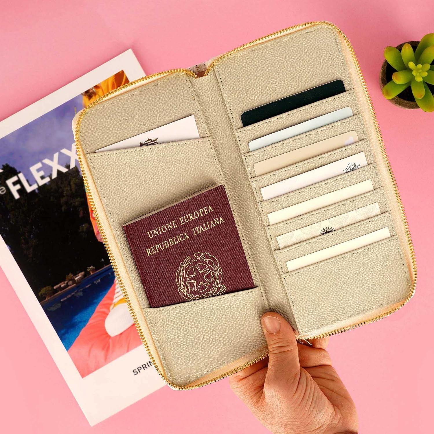 Legami Unisex's Travel Document Holder, One Size