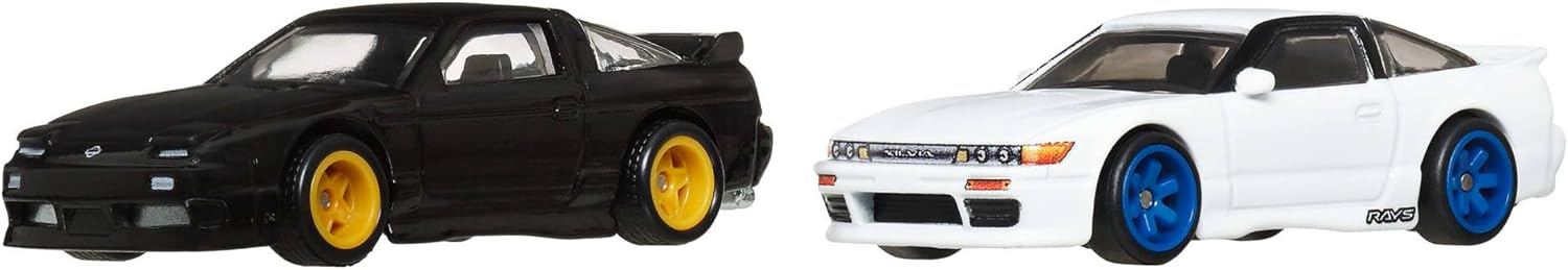 Hot Wheels Premium Car Culture 2er-Pack im Maßstab 1:64, Einzigartige Zusammenstellungen, Real Riders Reifen, Metall/Metall Karosserie, Spielzeug für Sammler, JBK96