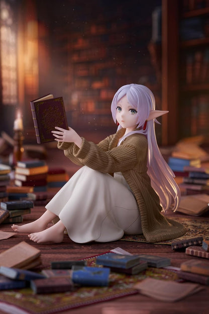 Taito -Frieren: Beyond Journey's End Desktop Cute Figure - Frieren (Roomwear Ver.
