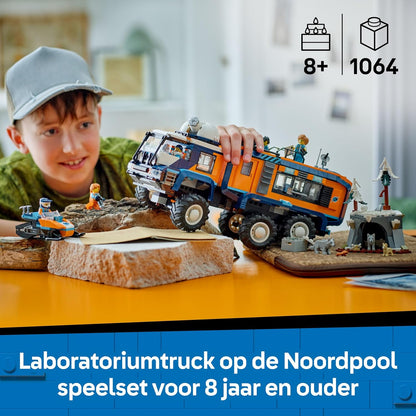 LEGO City Laboratoriumtruck op de Noordpool Truck Speelgoed voor Kinderen - met Besturing en Ophanging - Incl. Sneeuwscooter, 5 Minifiguren en 3 Wolf Dieren Figuren, Cadeau voor Jongens - 60471