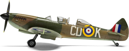 Airfix A05143 Supermarine Spitfire Tr.9 Model Building Kit - Plastic Plane Kits for Adults & Children 8+, Set Includes Sprues & Decals 1:48 Scale