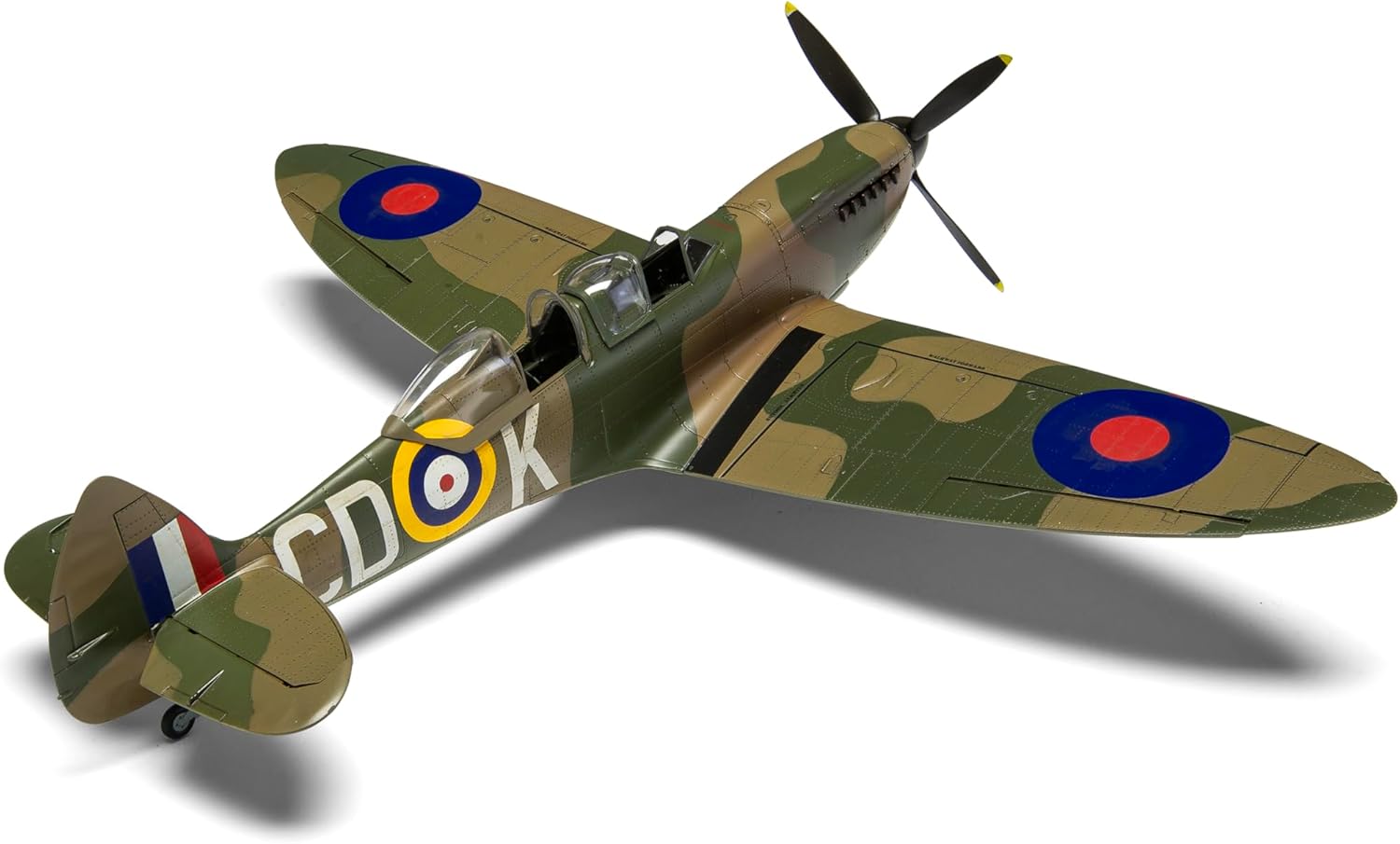 Airfix A05143 Supermarine Spitfire Tr.9 Model Building Kit - Plastic Plane Kits for Adults & Children 8+, Set Includes Sprues & Decals 1:48 Scale
