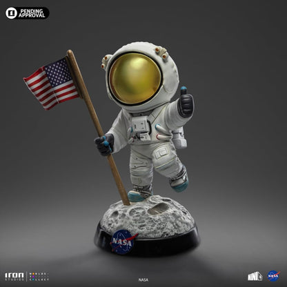 Iron Studios Apollo 11 - Astronaut Minico Vinyl Figure