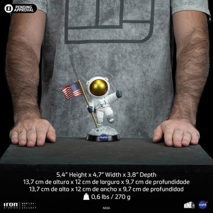 Iron Studios Apollo 11 - Astronaut Minico Vinyl Figure