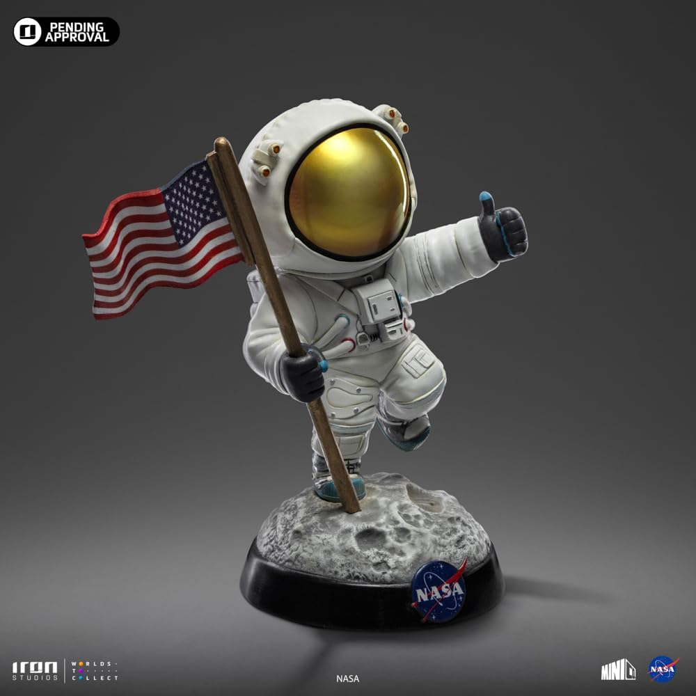 Iron Studios Apollo 11 - Astronaut Minico Vinyl Figure