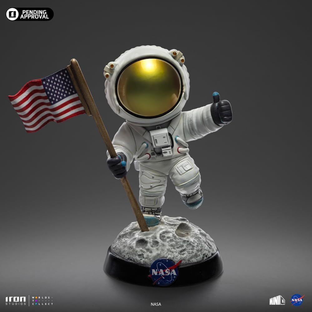 Iron Studios Apollo 11 - Astronaut Minico Vinyl Figure