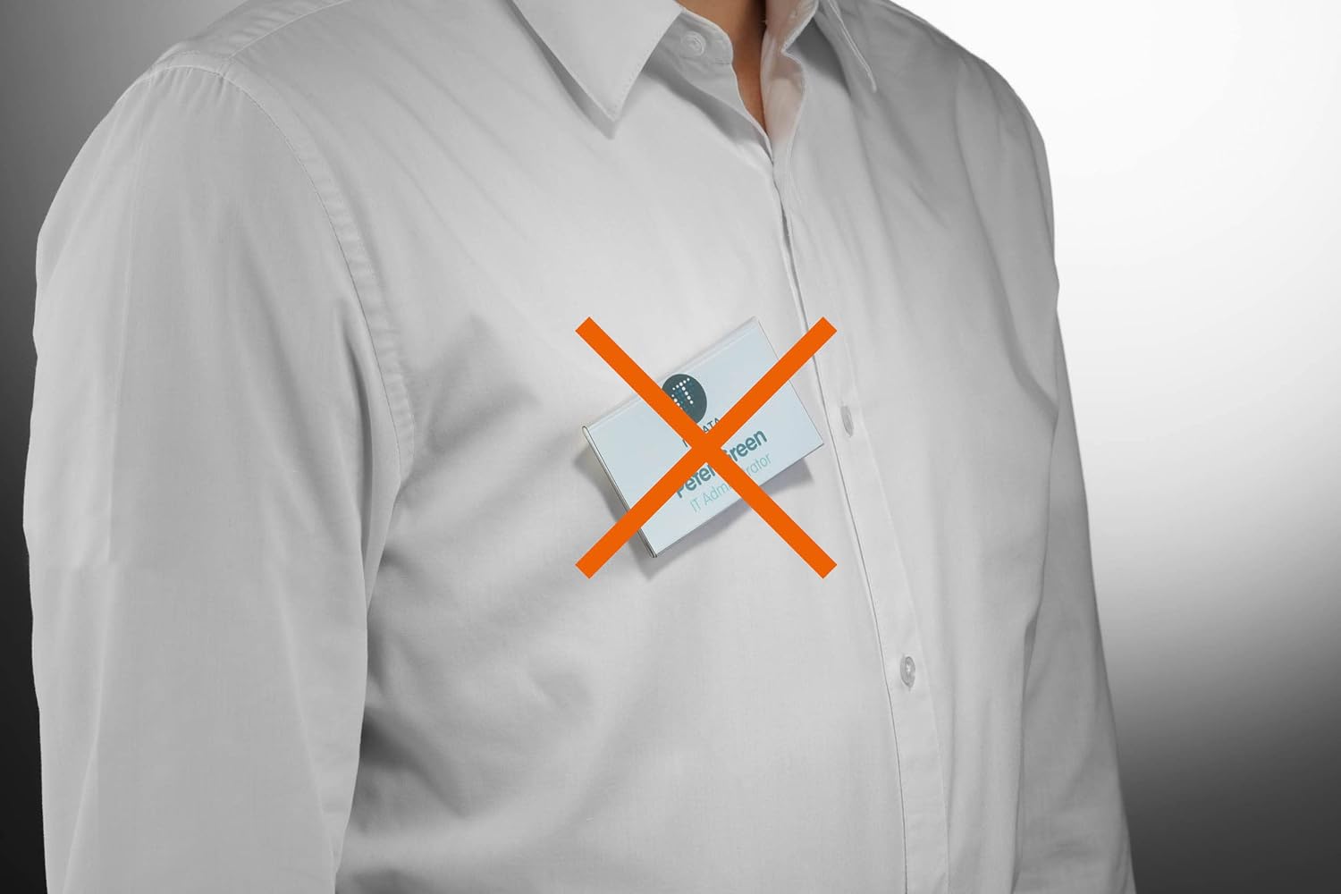 Durable Click Fold Name Badge - 54 x 90mm with Magnet - Anti-Twist - Made from Polypropylene - Pack of 25 - Transparent - Perfect for Events & Exhibitions