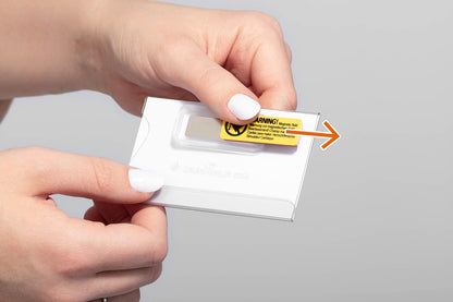 Durable Click Fold Name Badge - 54 x 90mm with Magnet - Anti-Twist - Made from Polypropylene - Pack of 25 - Transparent - Perfect for Events & Exhibitions