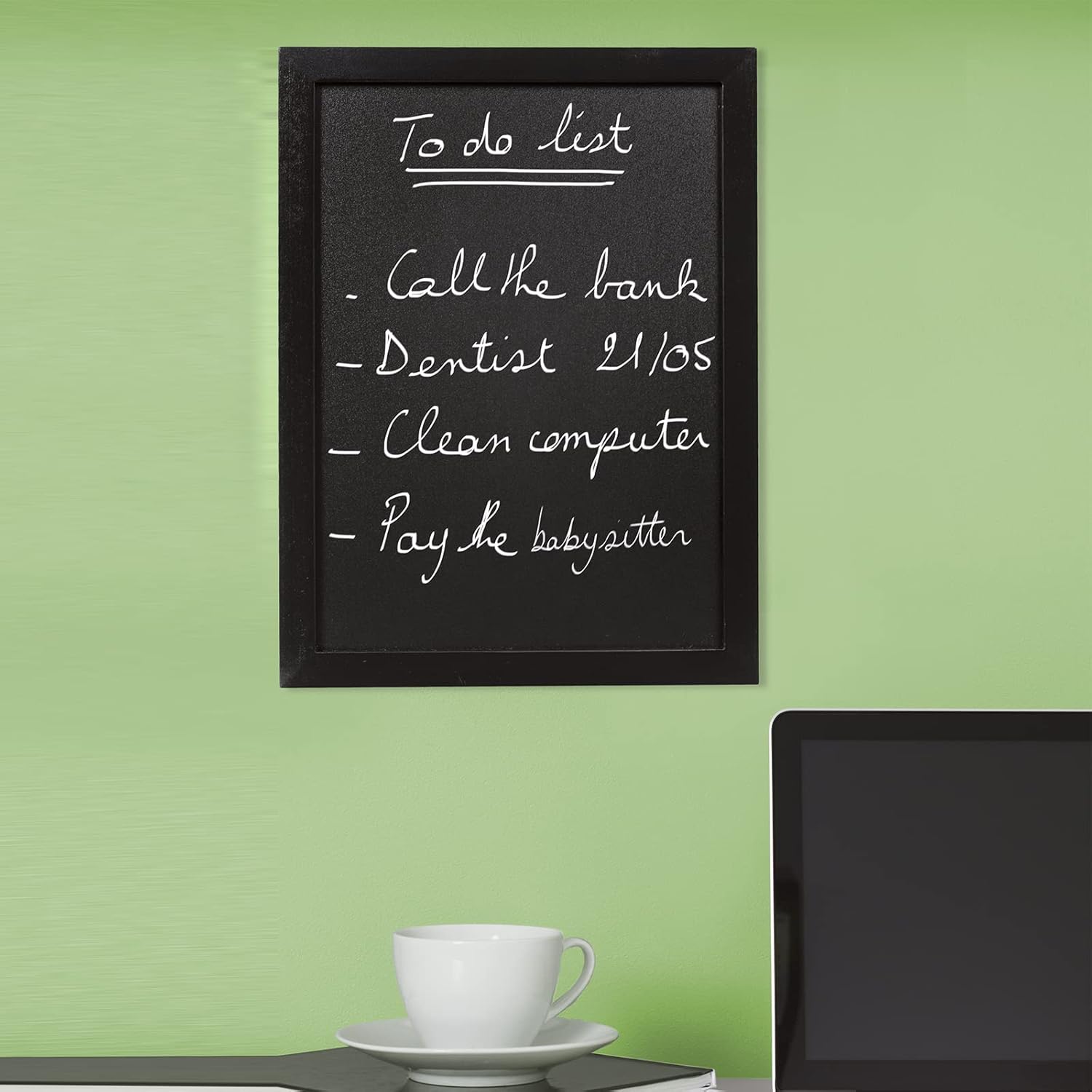 Securit Woody Black Chalkboard Set with Chalkboard Markers, 30 x 40cm Hanging Blackboard, Memo Board, Wipeable Blackboard with Chalk Pen for Office, Kitchen or Weddings