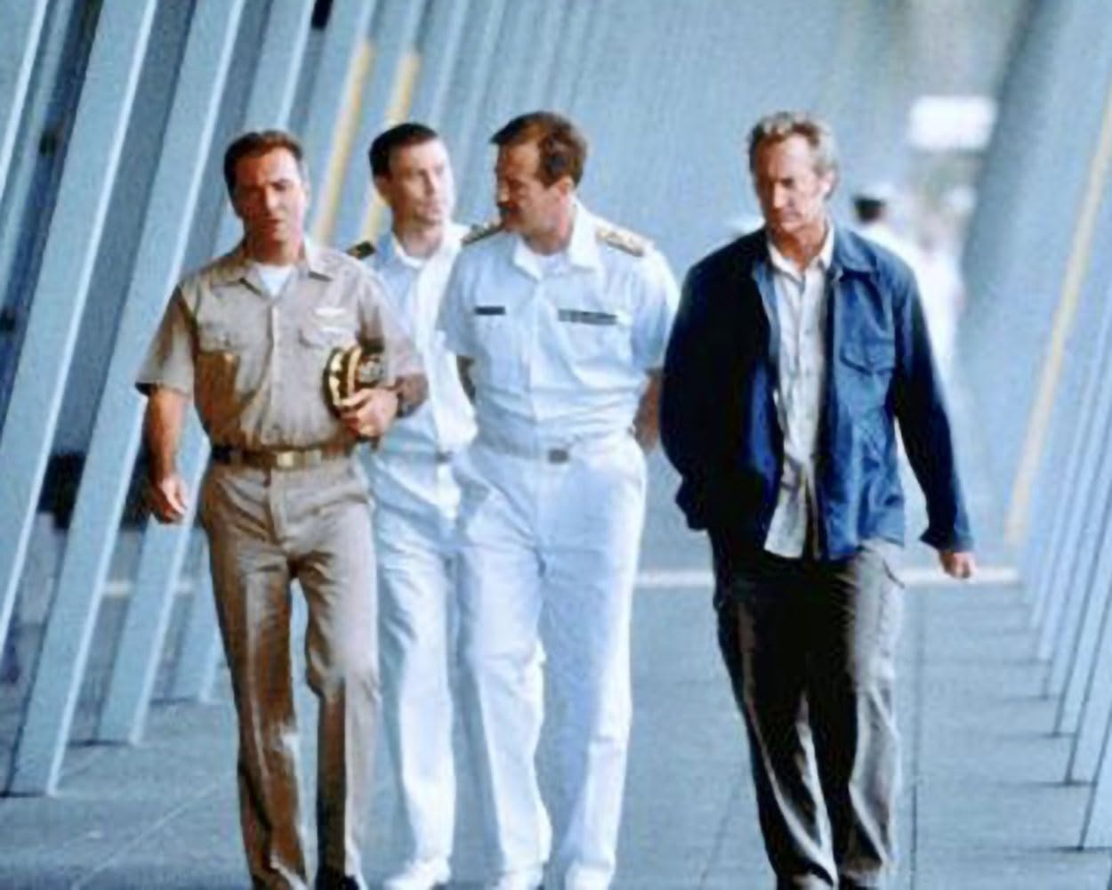 USS Charleston - Die letzte Hoffnung der Menschheit / Preisgekrönter Science-Fiction-Film mit Starbesetzung (Pidax Film-Klassiker