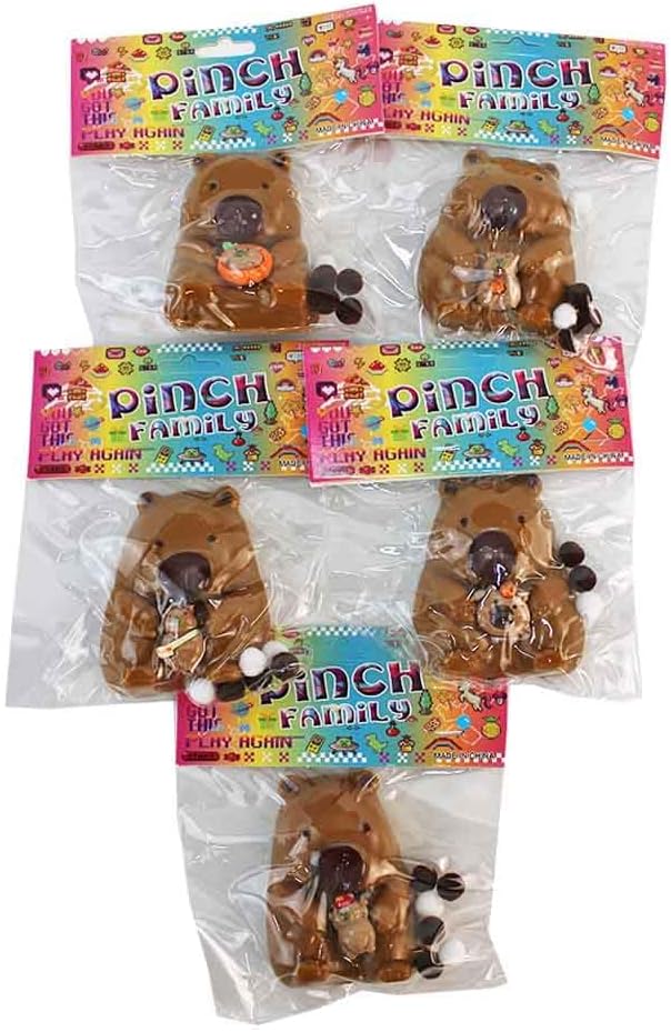 Stretch & knijp Capybara van rubber, 8 cm, set van 5, met hechtende stoffen ballen, kleurrijke motieven (bijv. met helm of kind