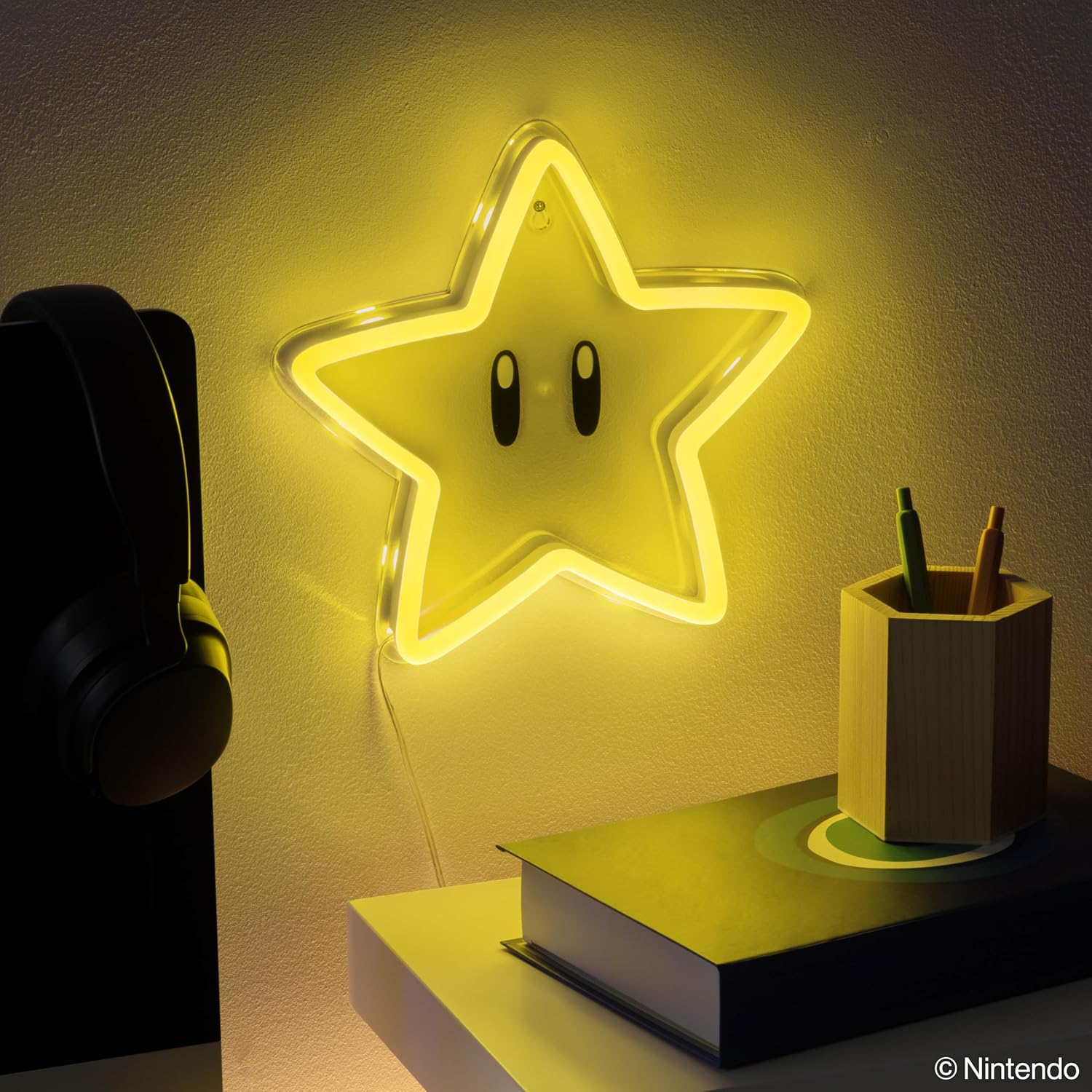 SUPER MARIO - Star - Wall Mountable LED Neon Light