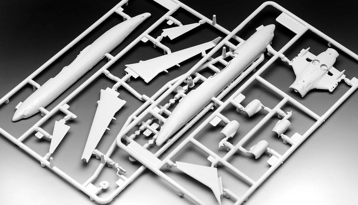 Revell 03809 Boeing 737-800 1:288 Scale Unbuilt/Unpainted Plastic Model Kit , White