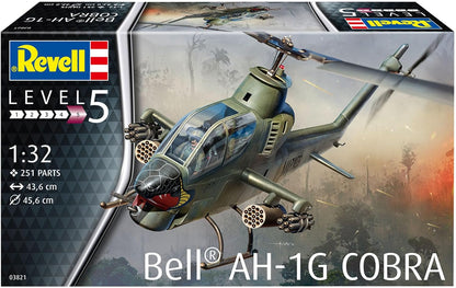 REVELL - Bell AH-1G Cobra 1:32  (deleted) /Toys