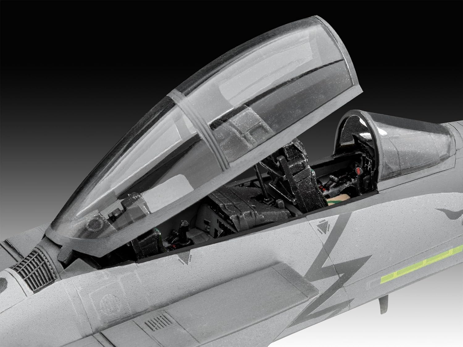 Revell 03841 F-15E Strike Eagle 1:72 Scale Unbuilt/Unpainted Plastic Model Kit