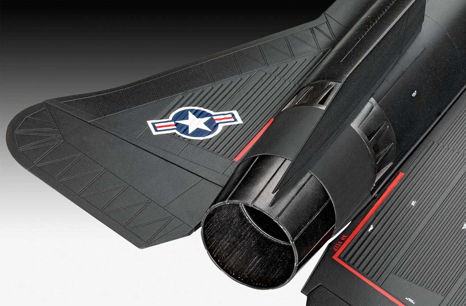Revell 04967 Lockheed SR-71 A Blackbird 1:48 Scale Unbuilt/Unpainted Plastic Model Kit