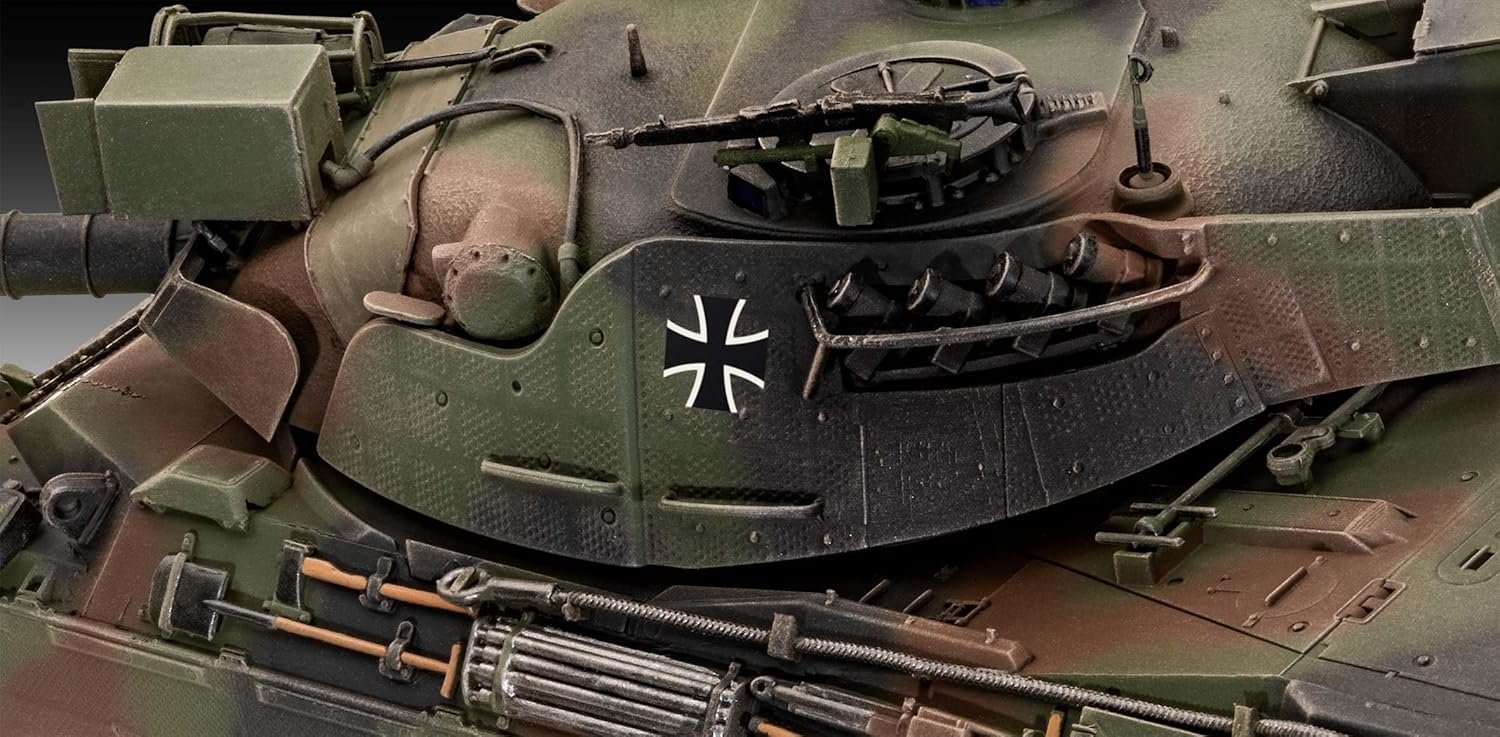 Revell Ag (Germany)- Leopard 1 A1A1-A1A4 Maqueta Fiel, Color marrón, Large (05656