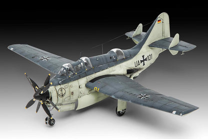 Revell 63775 Model Set Fairey Gannet AS.1/AS.4 1:72 Scale Unbuilt/Unpainted Plastic Model Kit with Accessories