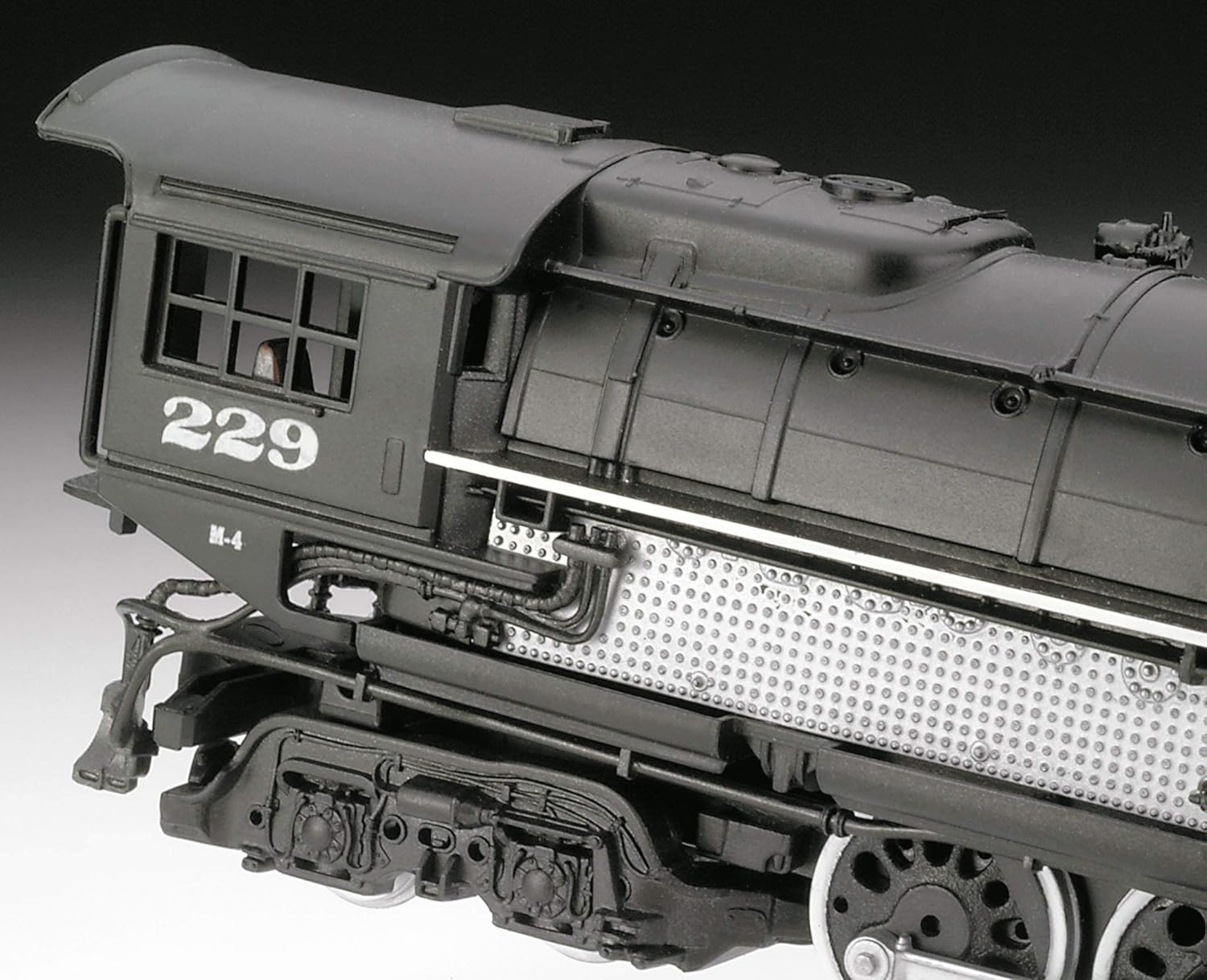 Revell Model Set 62165 Big Boy Locomotive 1:87 Scale Unbuilt/Unpainted Plastic Model Kit with Accessories