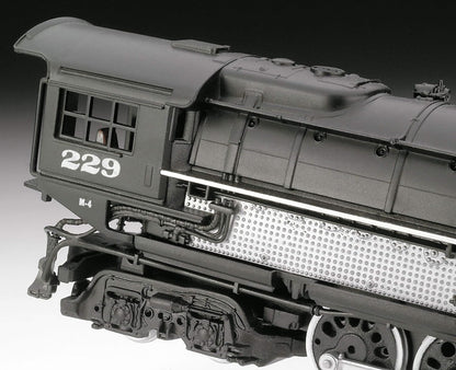 Revell Model Set 62165 Big Boy Locomotive 1:87 Scale Unbuilt/Unpainted Plastic Model Kit with Accessories