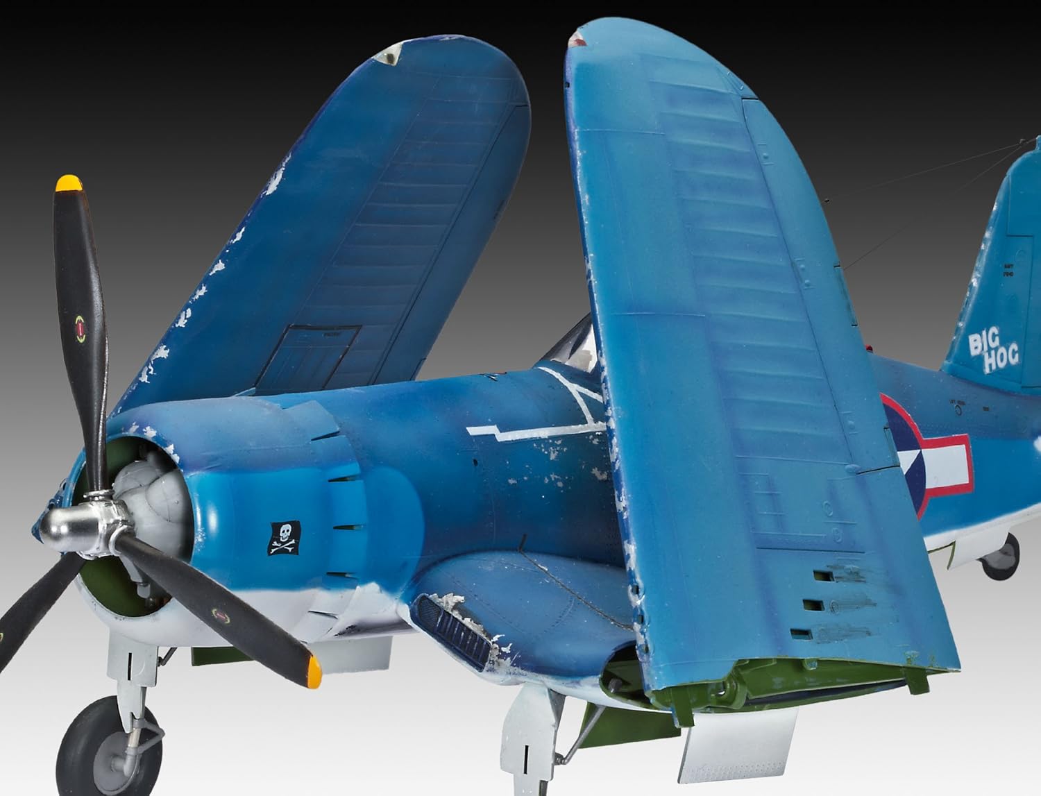 Revell Model Set 64781 Vought F4U-1A Corsair 1:32 Scale Unbuilt/Unpainted Plastic Model Kit with Accessories