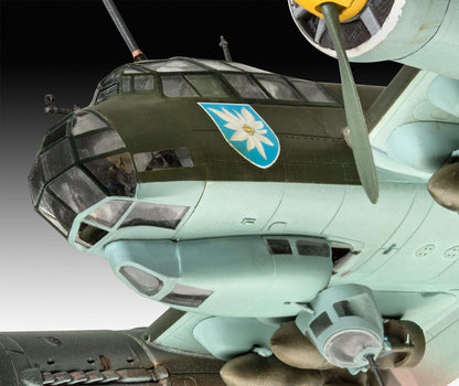 Revell Model Set 64972 Junkers Ju88 A-1 "Battle of Britain 1:72 Scale Unbuilt/Unpainted Plastic Model Kit with Accessories