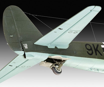 Revell Model Set 64972 Junkers Ju88 A-1 "Battle of Britain 1:72 Scale Unbuilt/Unpainted Plastic Model Kit with Accessories