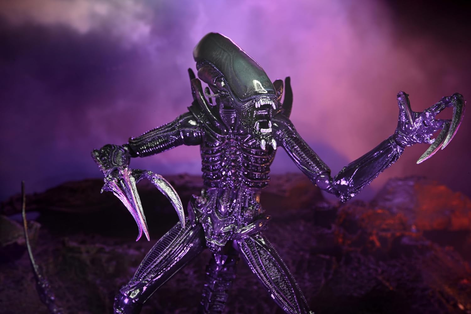 NECA Alien 17.8-cm Action Figure, Razor Claws Alien vs. Predator, Grey, Printed, 100% Plastic