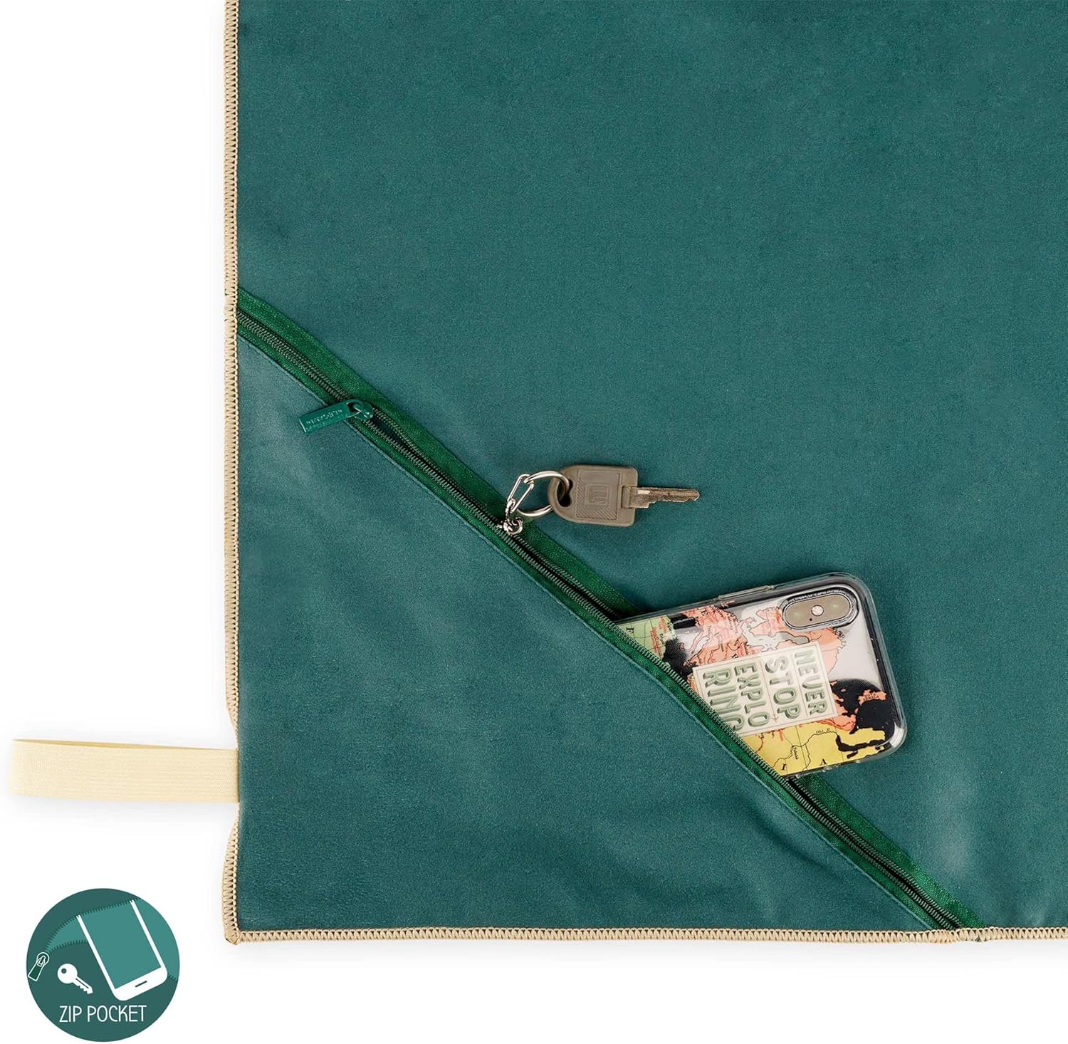 Legami - Fitness Towel, Gym Towel, Microfibre Towel, with Zipped Pocket, with Elastic, Compact, Quick Drying, Ultra Absorbent, Ultra Light, for Sports, 45 x 80 cm, Travel Theme