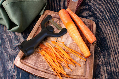 Winkee - Julienne Cutter - Cat