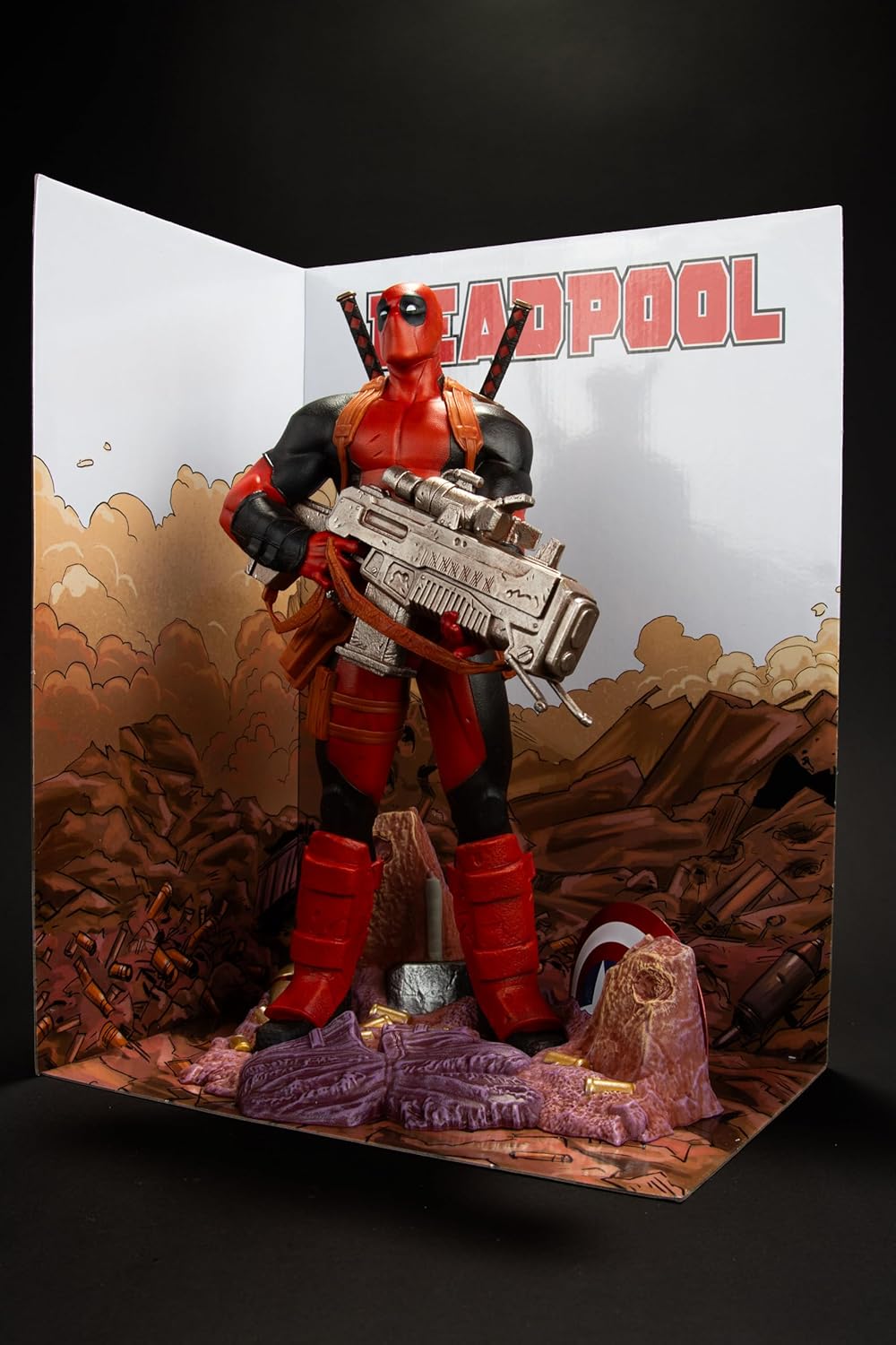 McFarlane Marvel Deadpool 1:6th Scale Collectible with Scene & Comic (Deadpool #1) Toys