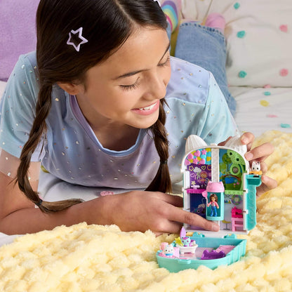 Polly Pocket x Gabby’s Dollhouse Compact, Micro Dolls and Playset, 9 Themed Accessories, Pandy Paws, Cakey, & MerCat Pet Friends, JFV02