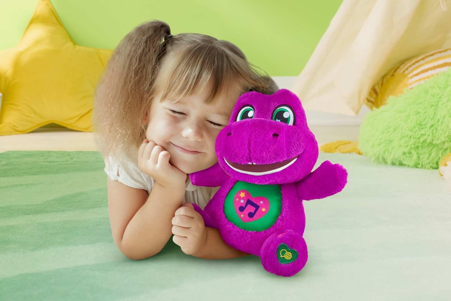 Barney World Toddler Toys, Tall Plush, 10.5 -inch Figure with Sounds, Soft Texture for Play, Kids Ages 2+ Years, Multilingual Version in English, French, German, Italian and Dutch, JGT51