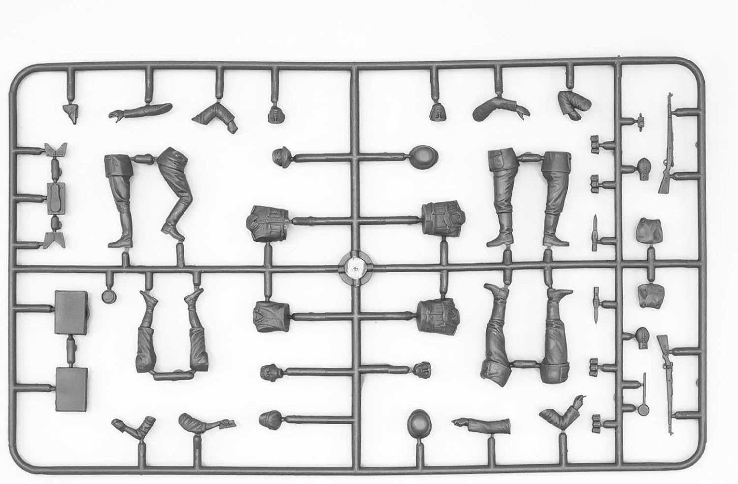 ICM 1:35 - German Patrol (1943-1945) 4 Figs