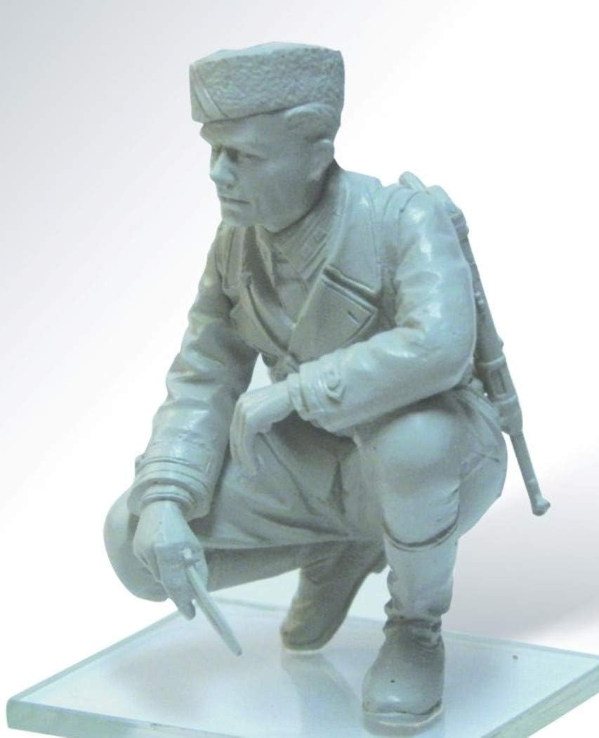 ICM ICM35631 1:35-WWII Soviet Partisans 4 Figs