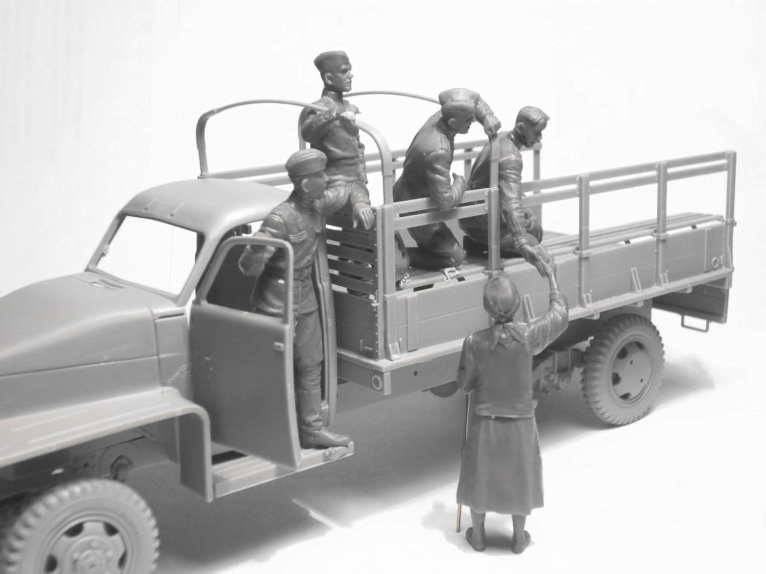 ICM ICM35635 1:35-Soviet Motorized Infantry (1943-1945) 5 Figs