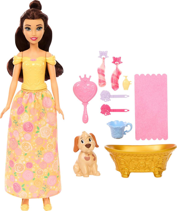 Mattel Disney Princesas Bella Baña y cepilla al Perrito Muñeca de Moda y Figura de Perrito con Manchas Que cambian de Color, bañera, Cepillo y Accesorios para el Pelo, Juguete Inspirado, JFC42