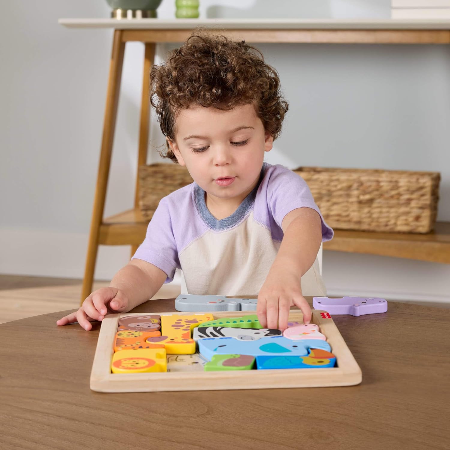 Fisher-Price Toddler Toy Wooden Animal Puzzle, Shape-Sorting Activity with 13 Wood Pieces for Preschool Kids Ages 2+ Years, JFG10